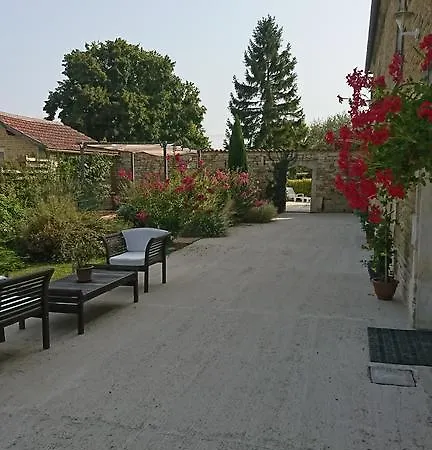 A Fleur Des Champs לינה וארוחת בוקר Breuil-la-Réorte